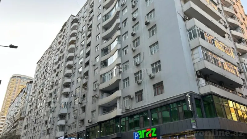 Kirayə verilir 3 otaqlı Mənzil Yeni tikili 130 m² Nizami m.