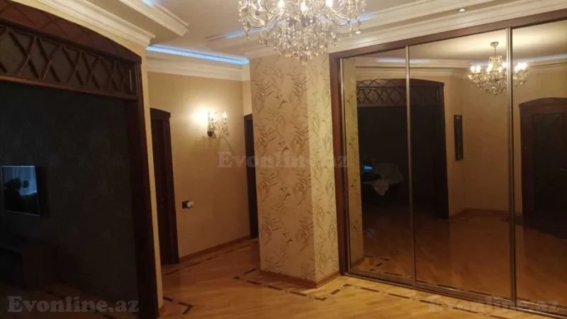 Satılır 3 otaqlı Mənzil Yeni tikili 126 m² 9-cu mikrorayon