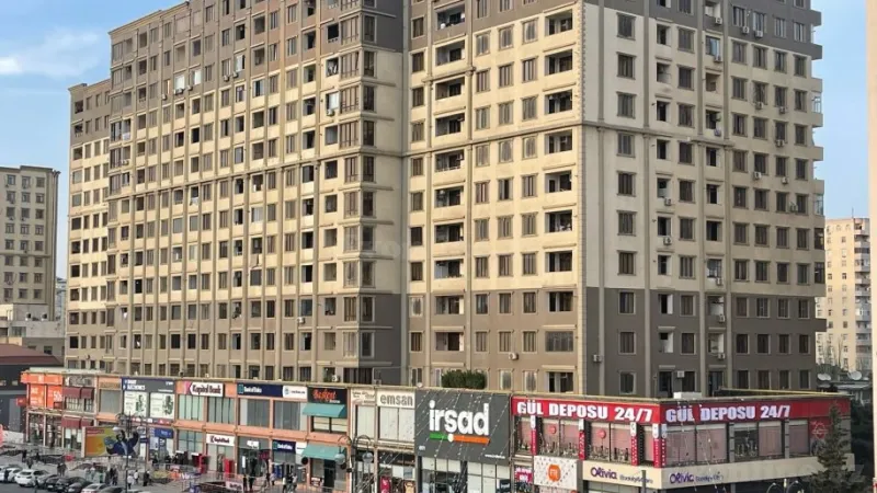 Kirayə verilir 2 otaqlı Mənzil Yeni tikili 65 m² İnşaatçılar m. - şəkil 2