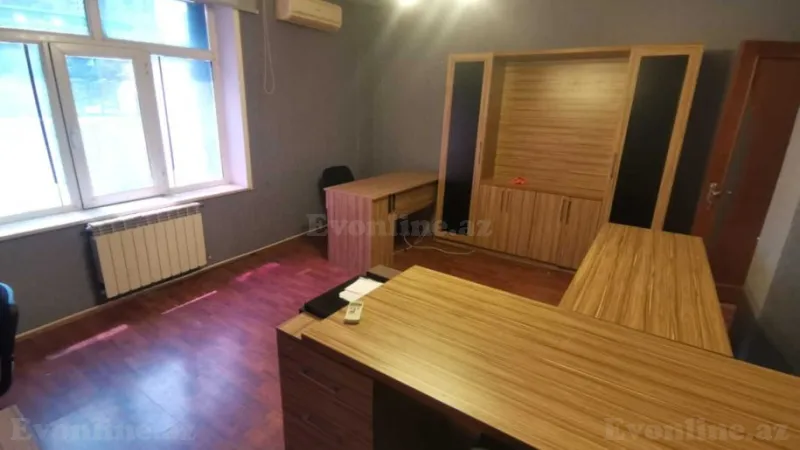 Kirayə verilir Ofis 180 m² İnşaatçılar m. - şəkil 7