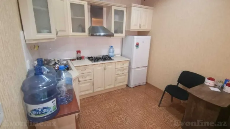 Kirayə verilir Ofis 180 m² İnşaatçılar m. - şəkil 10