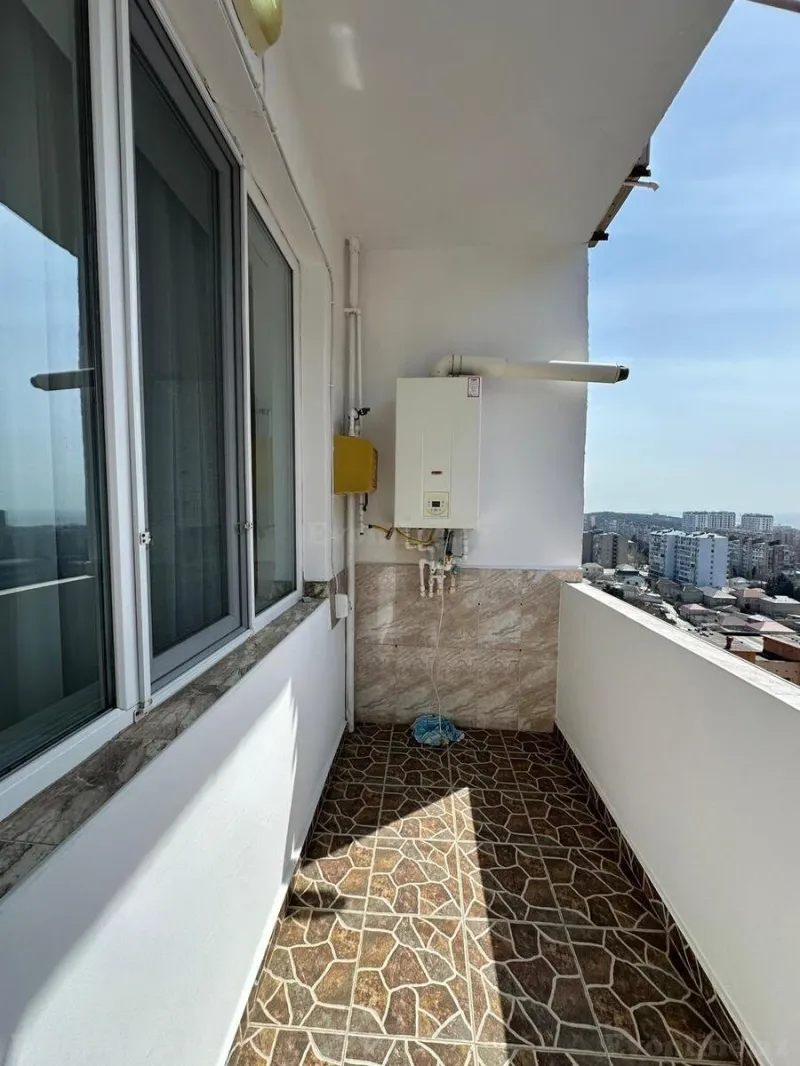 Satılır 2 otaqlı Mənzil Yeni tikili 50 m² Həzi Aslanov m. - şəkil 4