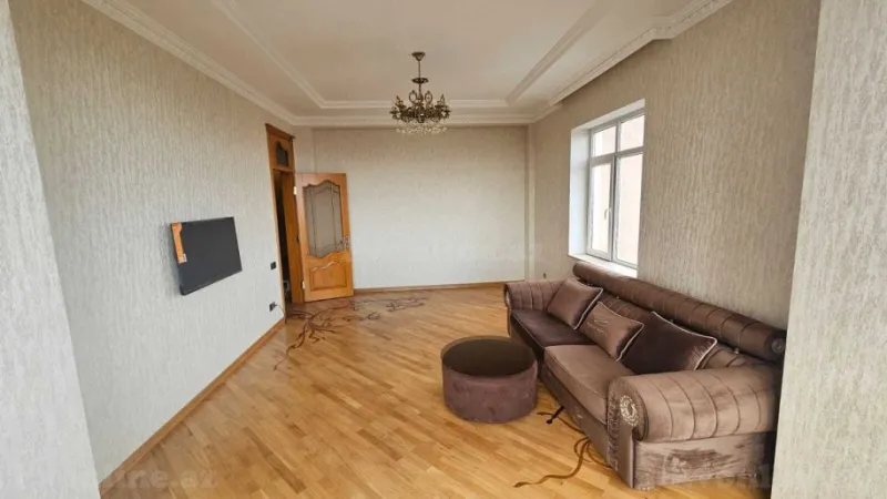 Kirayə verilir 3 otaqlı Mənzil Yeni tikili 130 m² Gənclik m. - şəkil 2