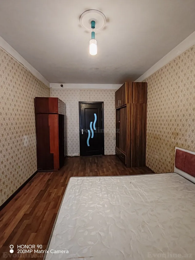 Satılır 1 otaqlı Mənzil Köhnə tikili 45 m² Yeni Yasamal - şəkil 2