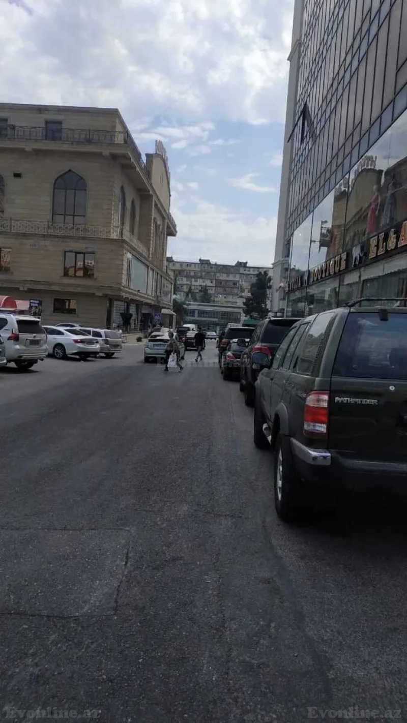 Satılır 2 otaqlı Mənzil Köhnə tikili 54 m² Azadlıq prospekti m. - şəkil 8