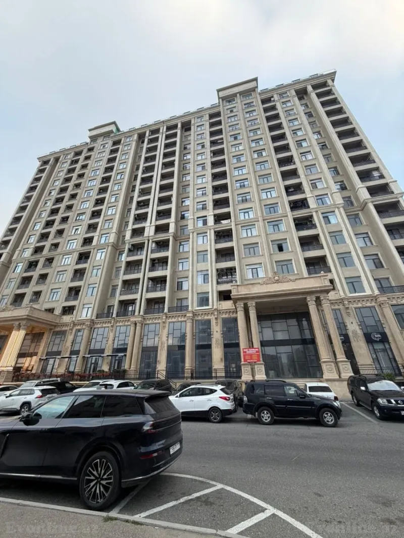 Satılır 4 otaqlı Mənzil Yeni tikili 171 m² Xətai m.