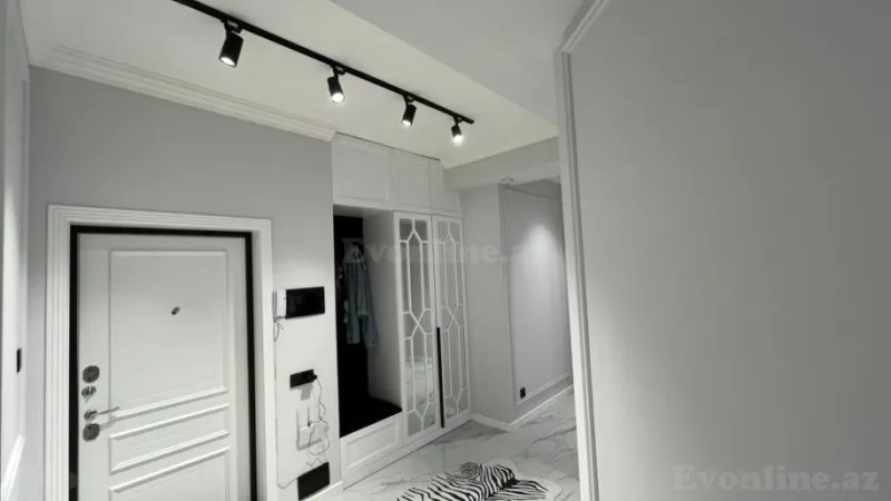 Kirayə verilir 3 otaqlı Mənzil Yeni tikili 117 m² Nərimanov r. - şəkil 11