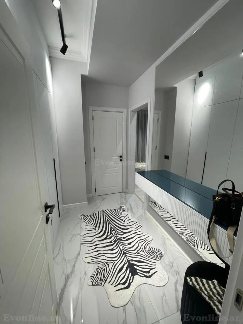 Kirayə verilir 3 otaqlı Mənzil Yeni tikili 117 m² Nərimanov r. - şəkil 12