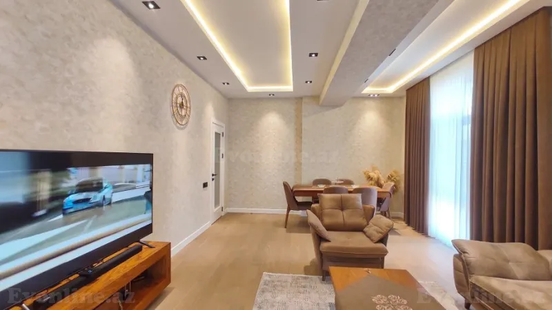 Satılır 3 otaqlı Mənzil Yeni tikili 130 m² Qara Qarayev m. - şəkil 5