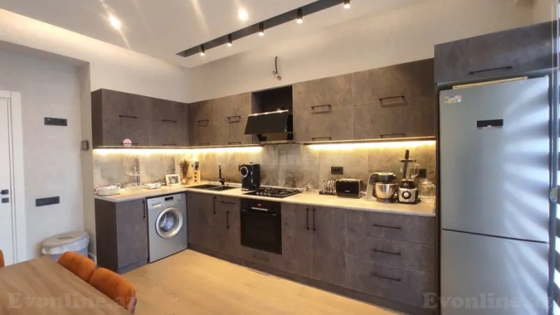 Satılır 3 otaqlı Mənzil Yeni tikili 130 m² Qara Qarayev m. - şəkil 13