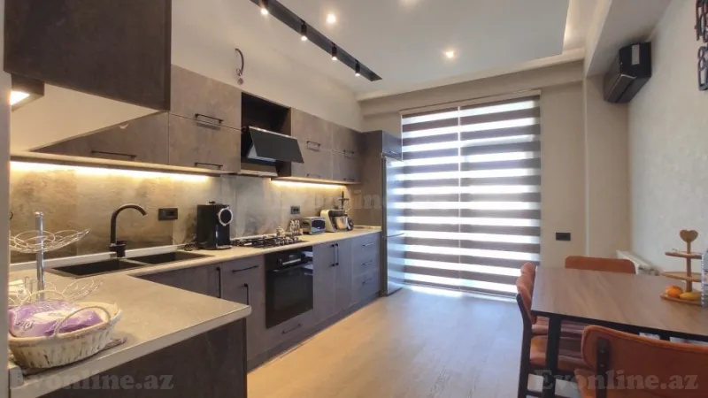 Satılır 3 otaqlı Mənzil Yeni tikili 130 m² Qara Qarayev m. - şəkil 14