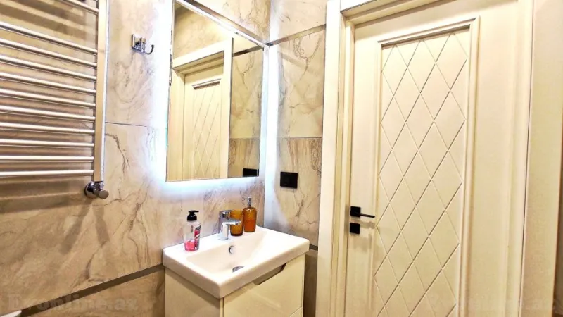 Satılır 3 otaqlı Mənzil Yeni tikili 130 m² Qara Qarayev m. - şəkil 21