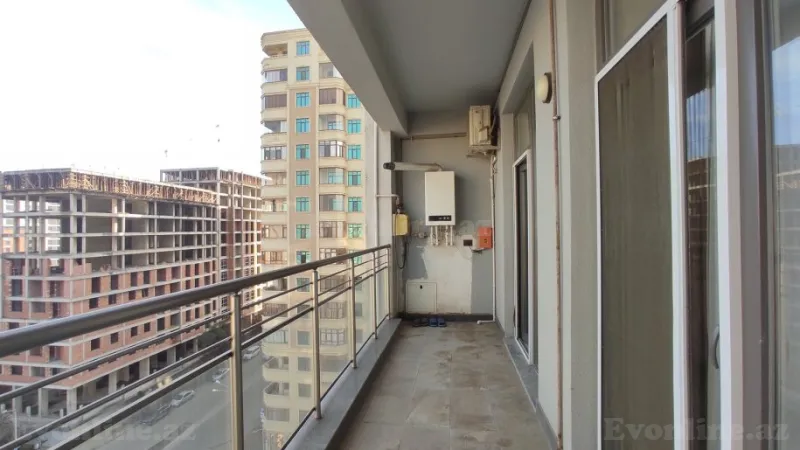 Satılır 3 otaqlı Mənzil Yeni tikili 130 m² Qara Qarayev m. - şəkil 29