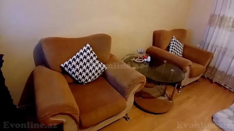 Satılır 3 otaqlı Mənzil Köhnə tikili 70 m² Lökbatan - şəkil 3