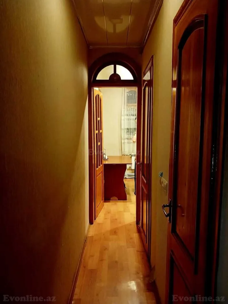 Satılır 3 otaqlı Mənzil Köhnə tikili 70 m² Lökbatan - şəkil 4