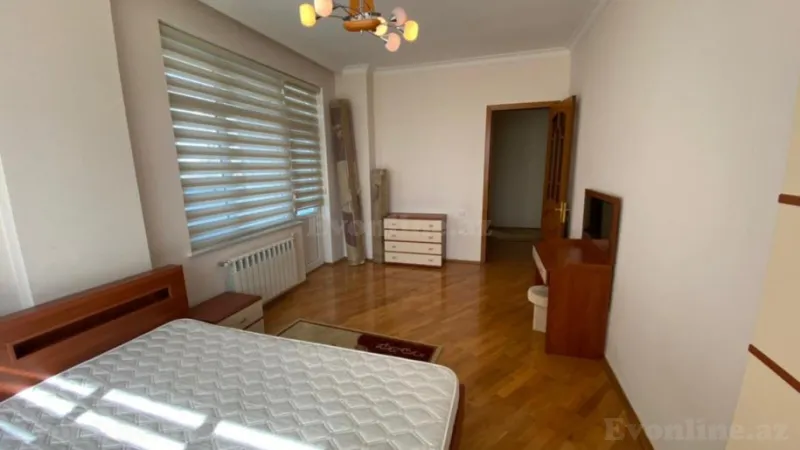 Satılır 3 otaqlı Mənzil Yeni tikili 190 m² Nəsimi r. - şəkil 6