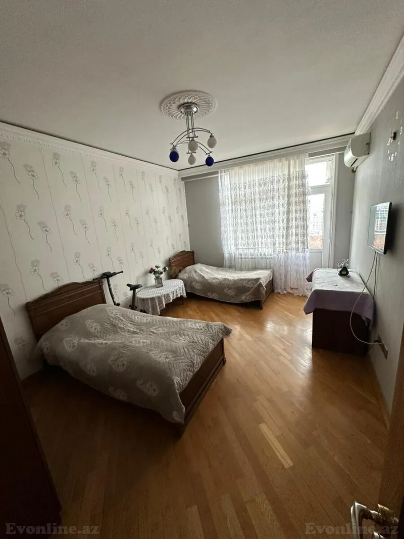 Satılır 4 otaqlı Mənzil Yeni tikili 172 m² 8 Noyabr m. - şəkil 5