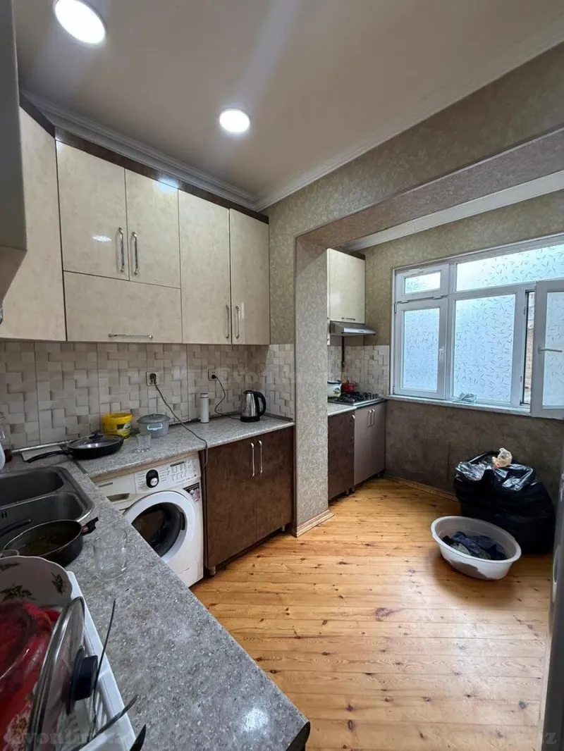 Satılır 5 otaqlı Mənzil Köhnə tikili 120 m² Yeni Yasamal - şəkil 9