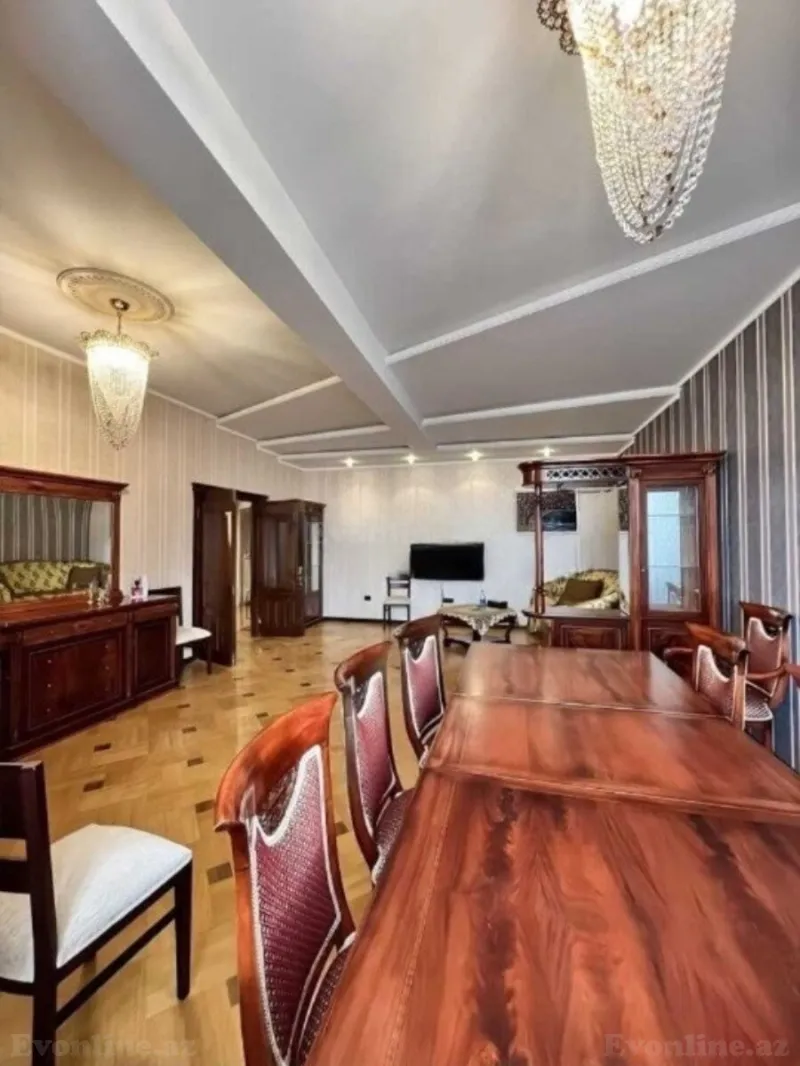 Satılır 4 otaqlı Mənzil Yeni tikili 165 m² Yasamal r. - şəkil 5