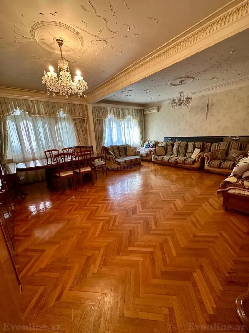 Satılır 5 otaqlı Mənzil Köhnə tikili 115 m² 8-ci mikrorayon - şəkil 5