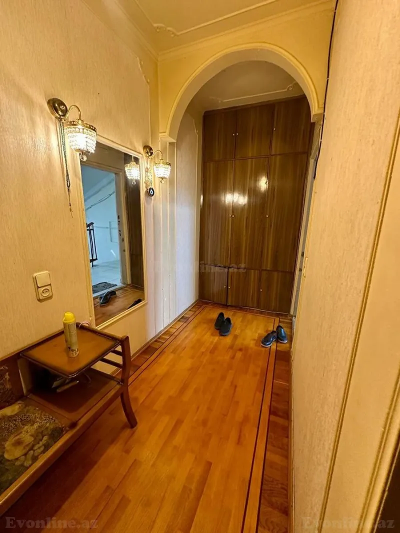 Satılır 5 otaqlı Mənzil Köhnə tikili 115 m² 8-ci mikrorayon - şəkil 12