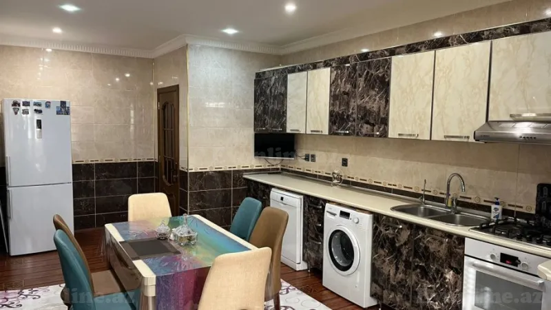 Satılır 3 otaqlı Mənzil Yeni tikili 135 m² 8 Noyabr m. - şəkil 16