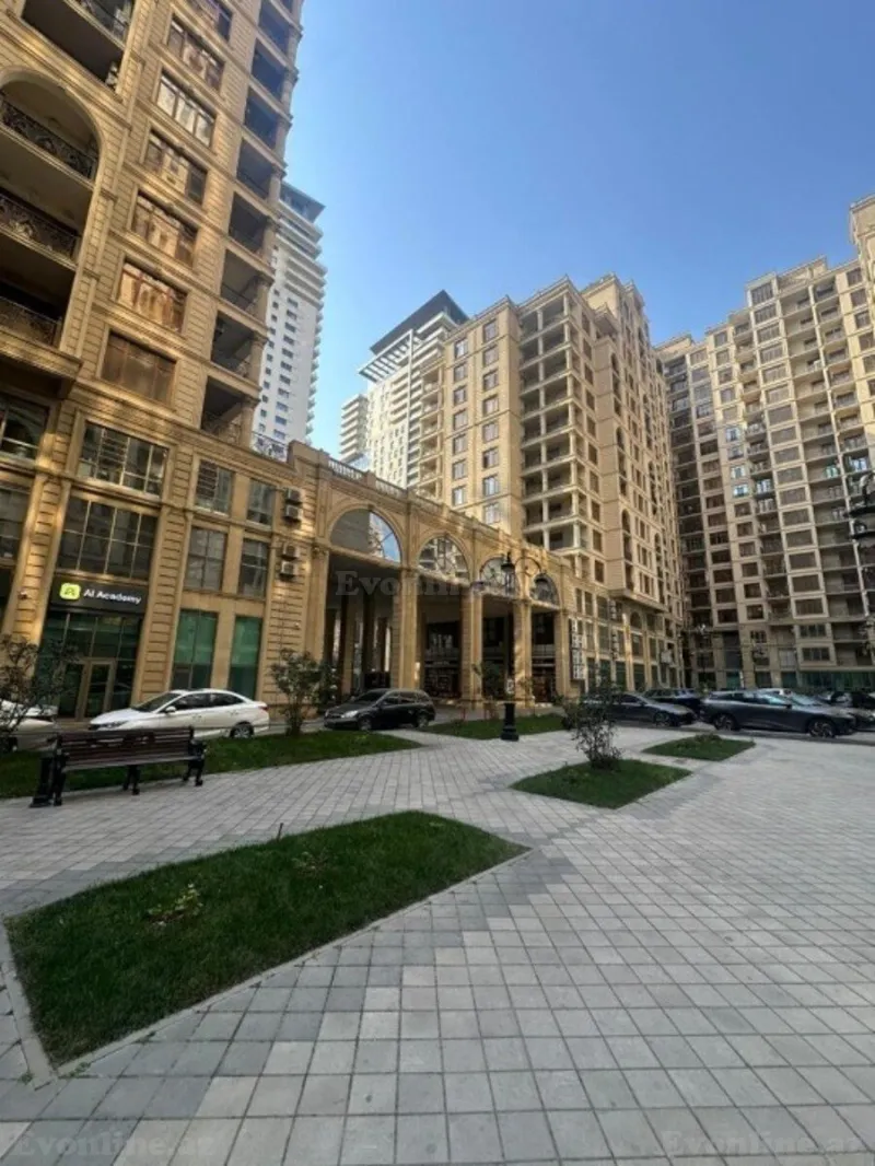 Kirayə verilir 3 otaqlı Mənzil Yeni tikili 155 m² 28 May m. - şəkil 3