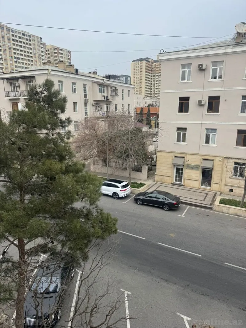 Kirayə verilir 1 otaqlı Mənzil Köhnə tikili 40 m² Xətai m.