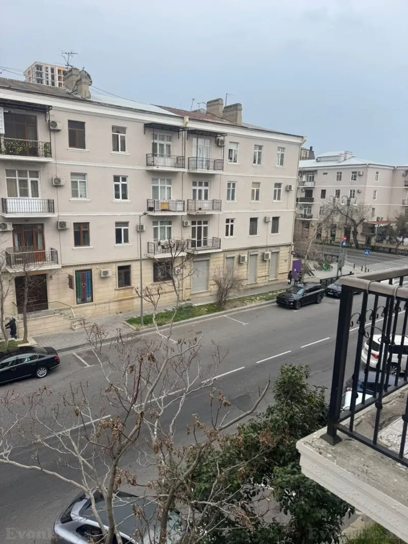 Kirayə verilir 1 otaqlı Mənzil Köhnə tikili 40 m² Xətai m. - şəkil 2