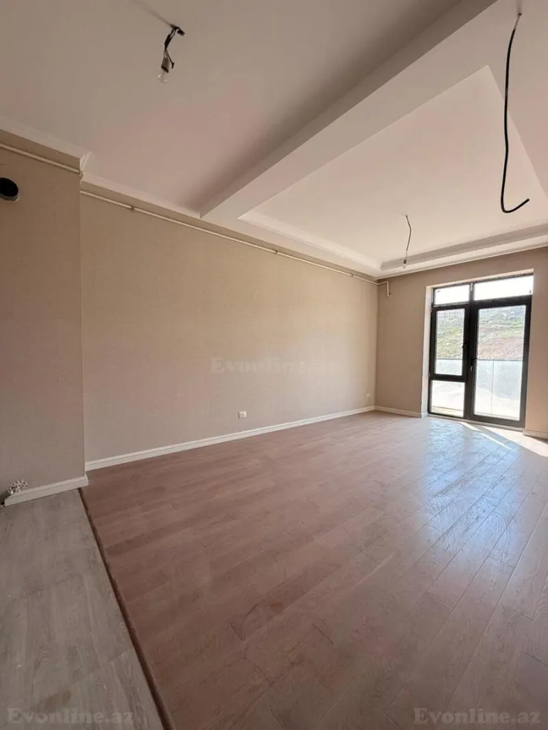 Satılır 3 otaqlı Mənzil Yeni tikili 72 m² Yasamal r. - şəkil 2