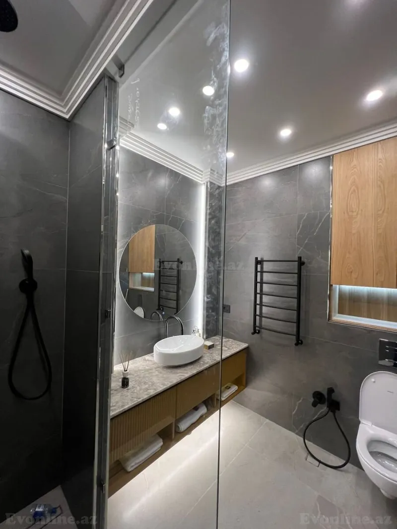 Kirayə verilir 2 otaqlı Mənzil Yeni tikili 130 m² Nəsimi r. - şəkil 9