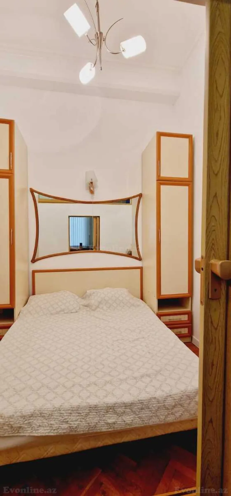 Kirayə verilir 2 otaqlı Mənzil Köhnə tikili 65 m² Sahil m. - şəkil 3