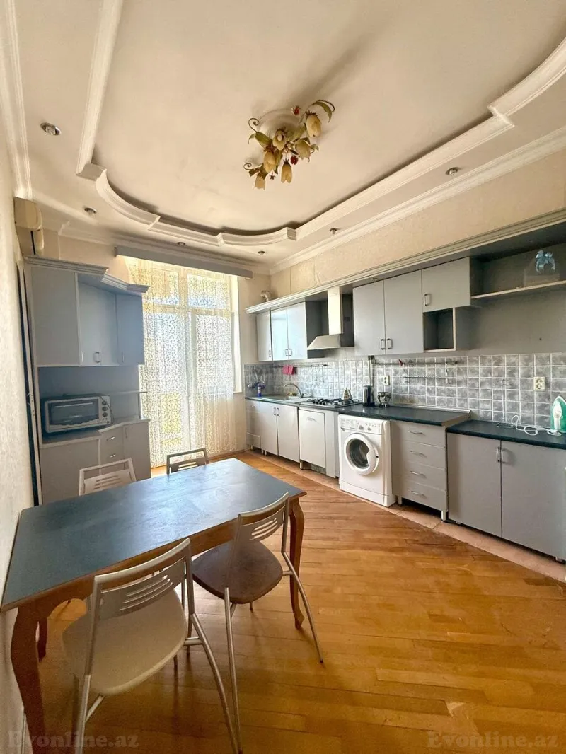 Satılır 3 otaqlı Mənzil Yeni tikili 146 m² 28 May m. - şəkil 12