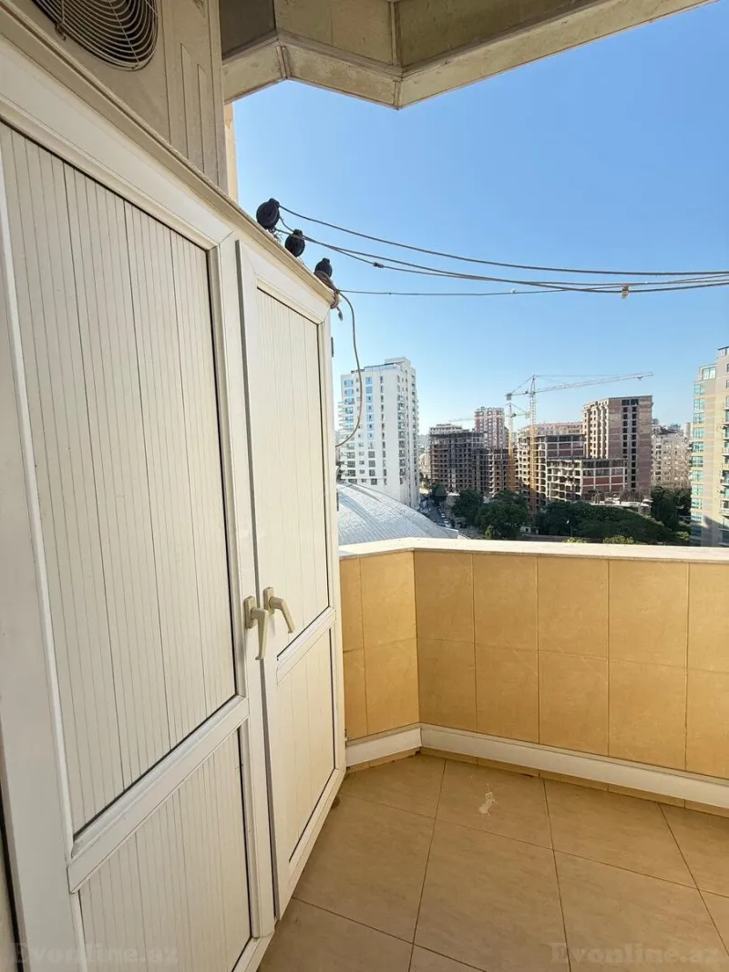 Satılır 3 otaqlı Mənzil Yeni tikili 146 m² 28 May m. - şəkil 14