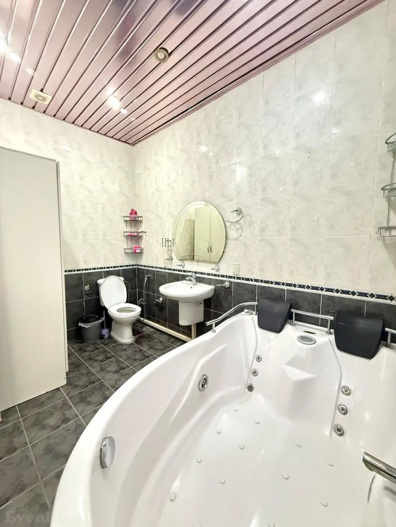 Satılır 3 otaqlı Mənzil Yeni tikili 146 m² 28 May m. - şəkil 17