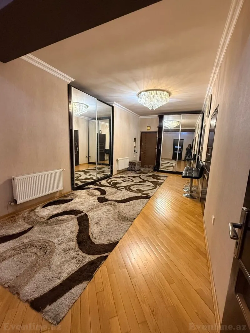 Satılır 3 otaqlı Mənzil Yeni tikili 120 m² Neftçilər m.