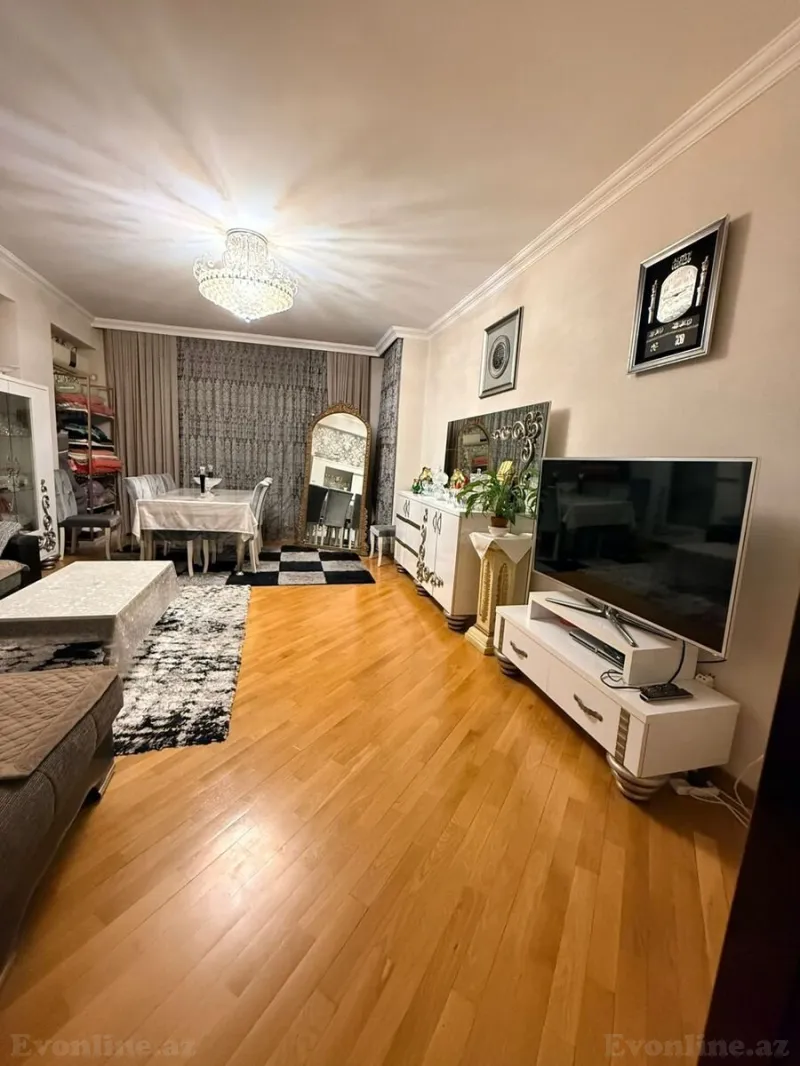 Satılır 3 otaqlı Mənzil Yeni tikili 120 m² Neftçilər m. - şəkil 2
