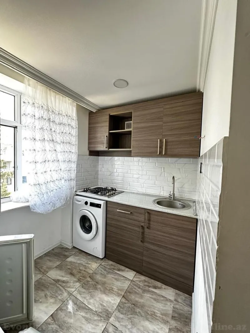 Satılır 1 otaqlı Mənzil Köhnə tikili 35 m² Yasamal - şəkil 3