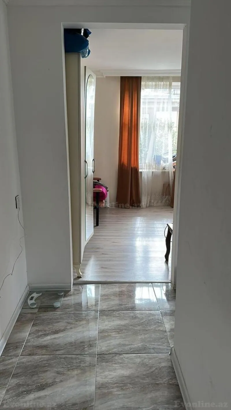 Satılır 1 otaqlı Mənzil Köhnə tikili 35 m² Yasamal - şəkil 5