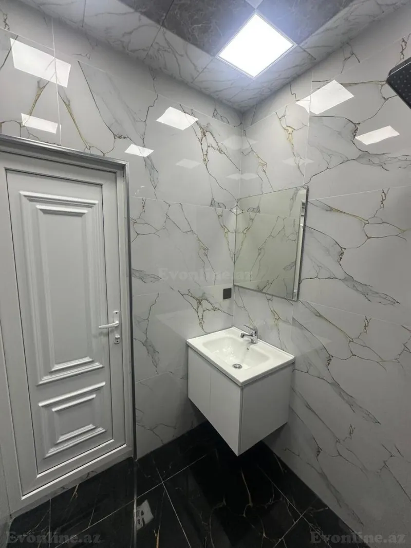 Satılır 2 otaqlı Mənzil Köhnə tikili 50 m² 5-ci mikrorayon - şəkil 13