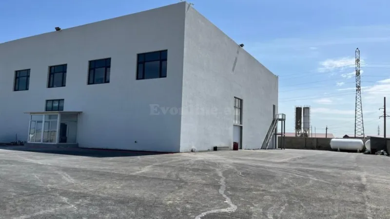 Satılır Obyekt 1800 m² Ceyranbatan - şəkil 2