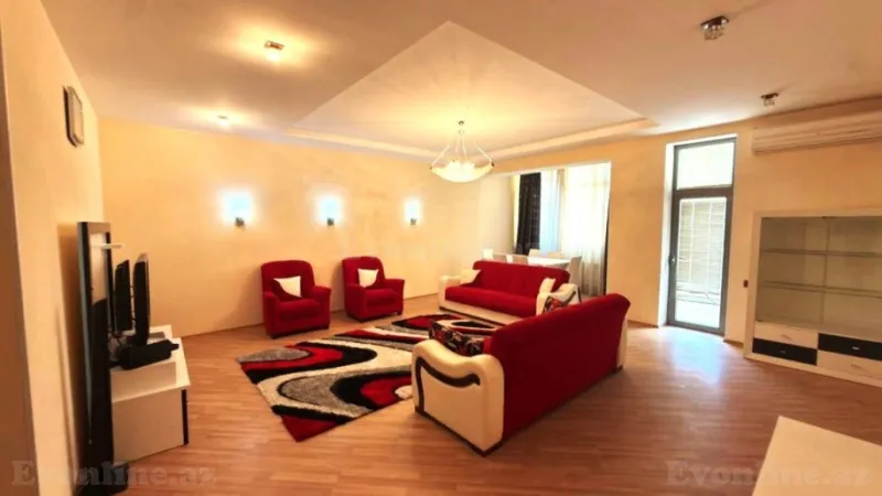 Satılır 4 otaqlı Mənzil Yeni tikili 220 m² Nizami m.