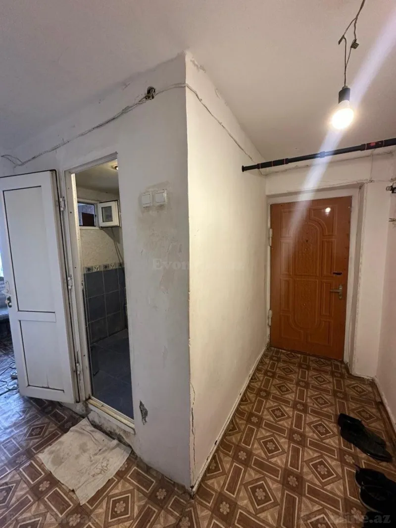 Satılır 2 otaqlı Mənzil Köhnə tikili 55 m² Nərimanov r. - şəkil 9