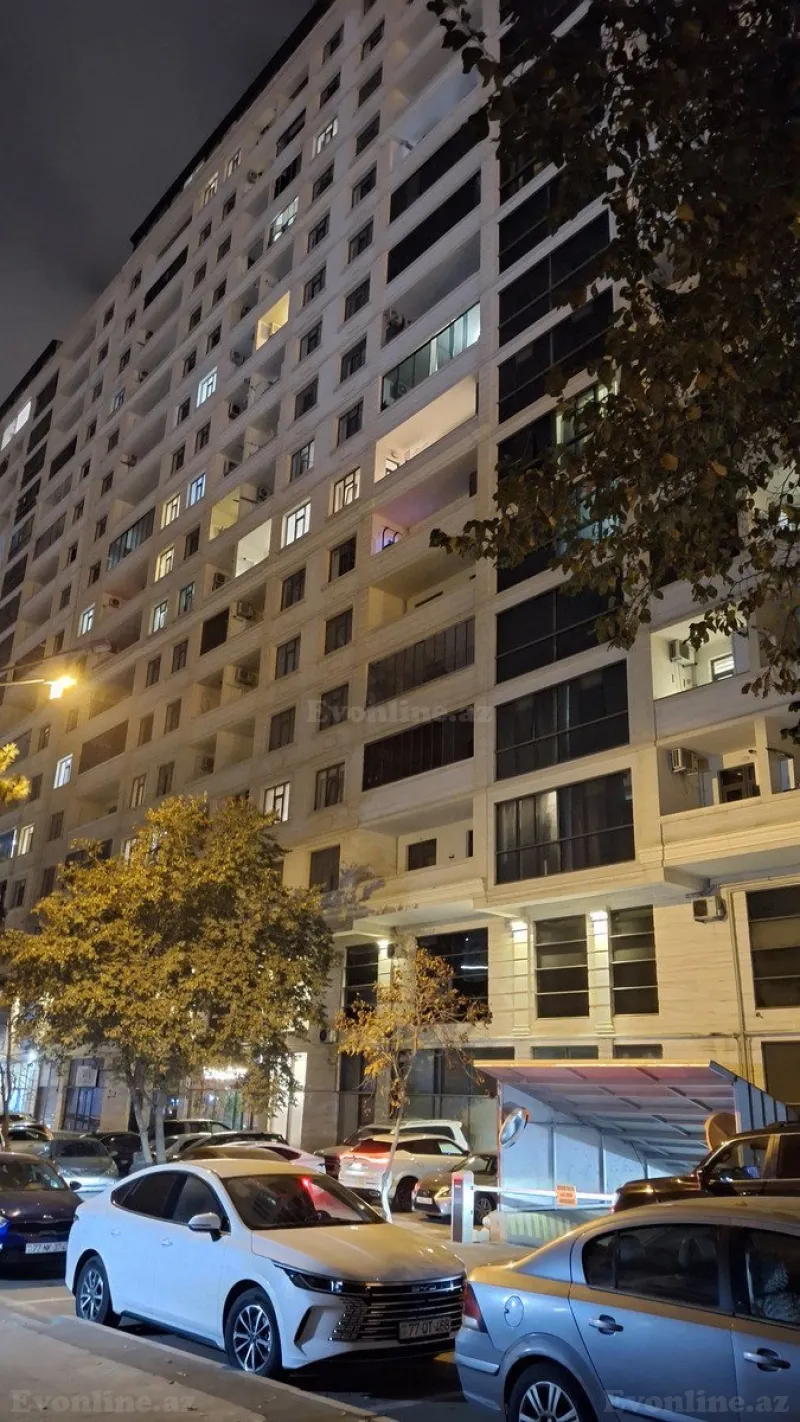 Satılır 4 otaqlı Mənzil Yeni tikili 237.6 m² Nərimanov r. - şəkil 18