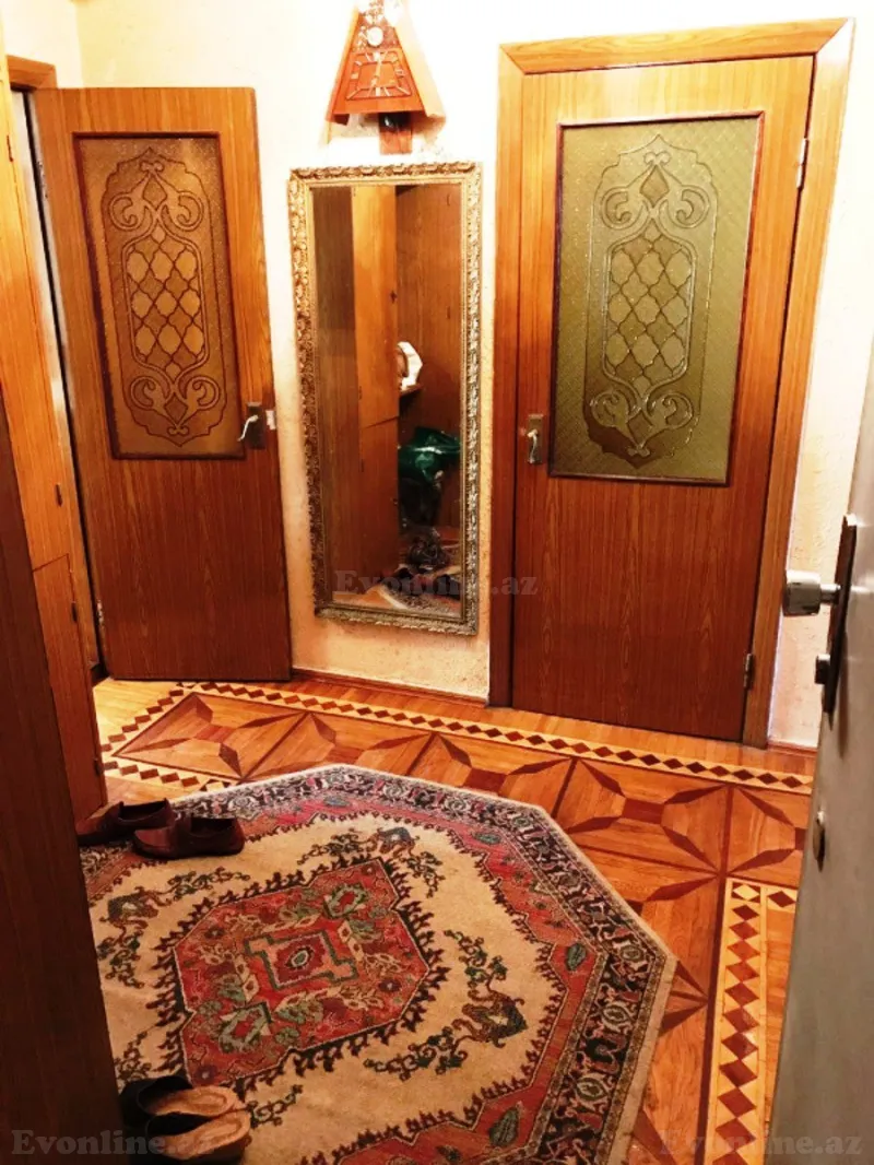 Satılır 3 otaqlı Mənzil Köhnə tikili 70 m² Neftçilər m. - şəkil 5