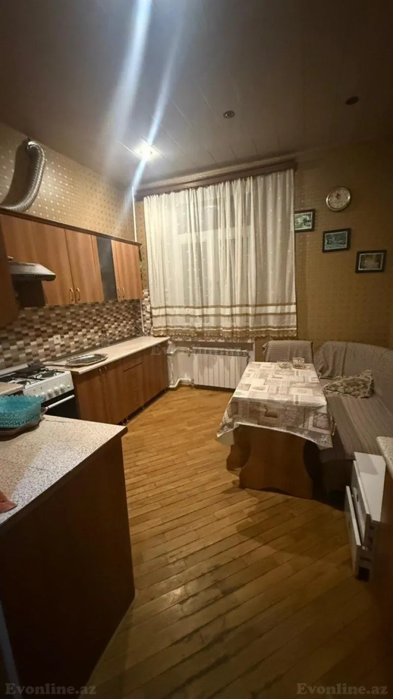 Kirayə verilir 2 otaqlı Mənzil Köhnə tikili 80 m² Nəriman Nərimanov m. - şəkil 7