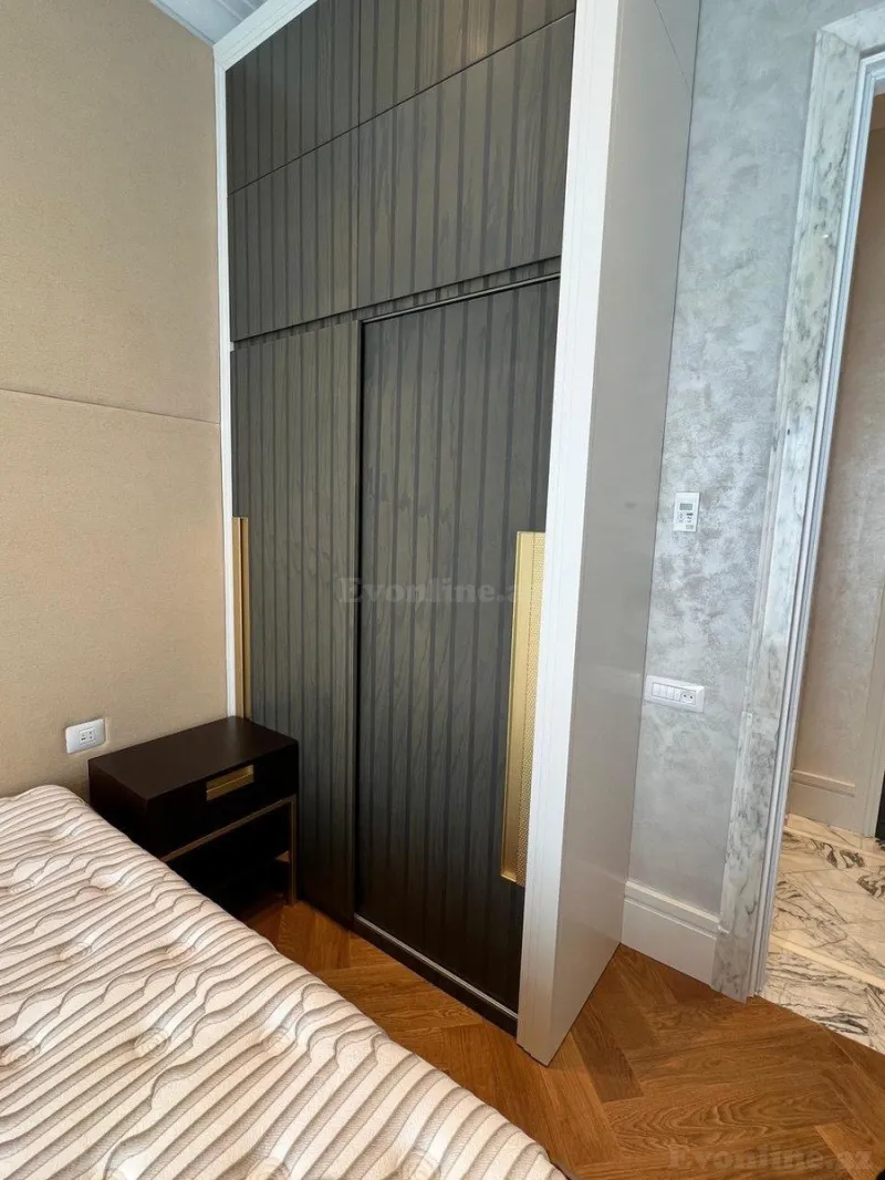 Satılır 3 otaqlı Mənzil Yeni tikili 110 m² Xətai r. - şəkil 9