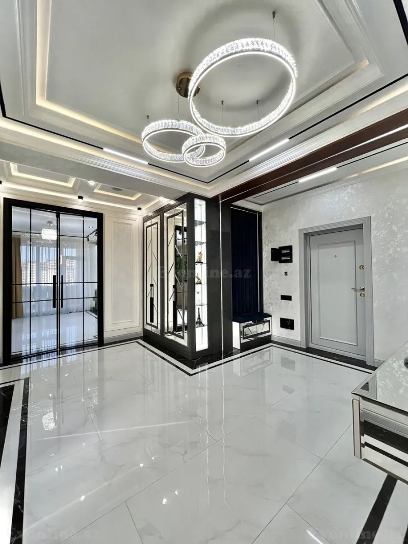 Satılır 4 otaqlı Mənzil Yeni tikili 186 m² Qara Qarayev m. - şəkil 2