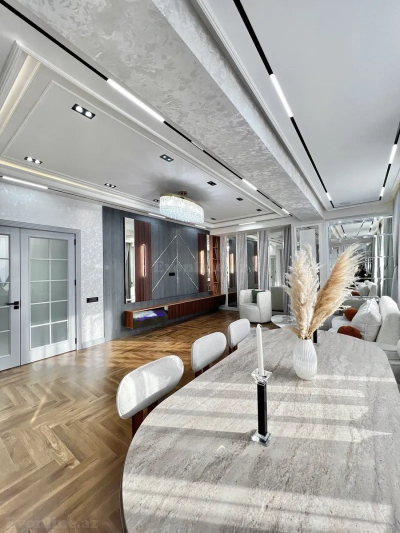 Satılır 4 otaqlı Mənzil Yeni tikili 186 m² Qara Qarayev m. - şəkil 5