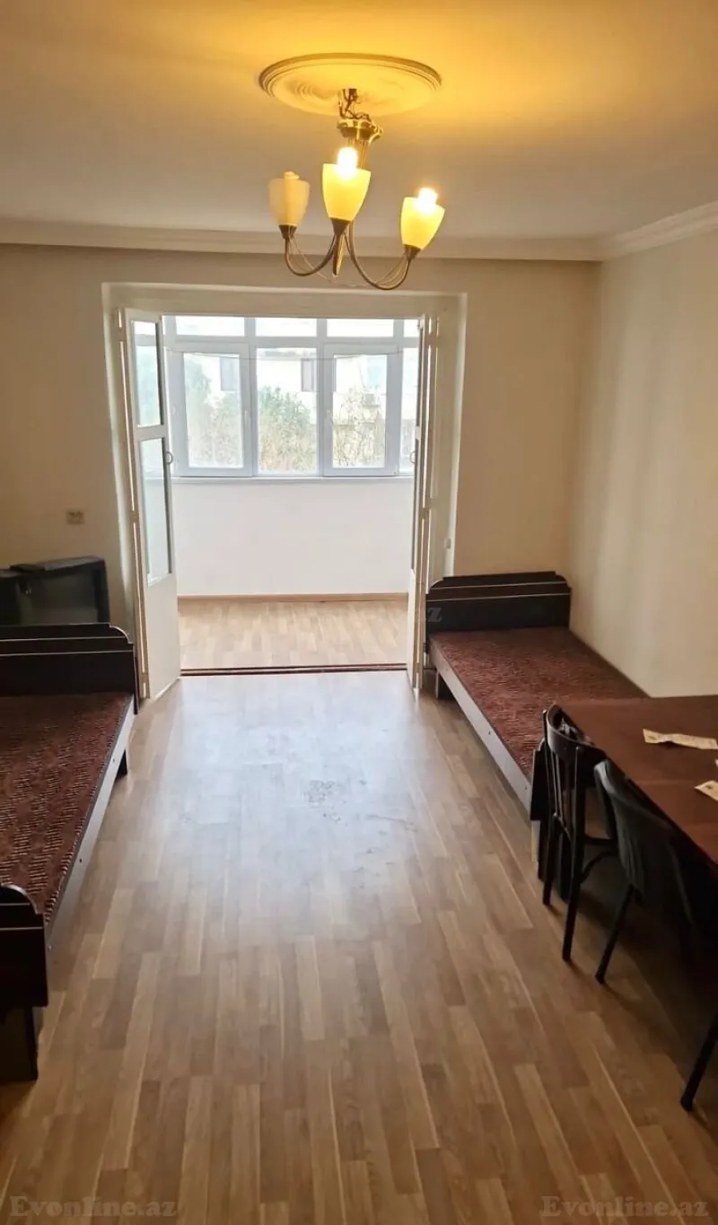 Satılır 1 otaqlı Mənzil Köhnə tikili 32 m² Gənclik m.